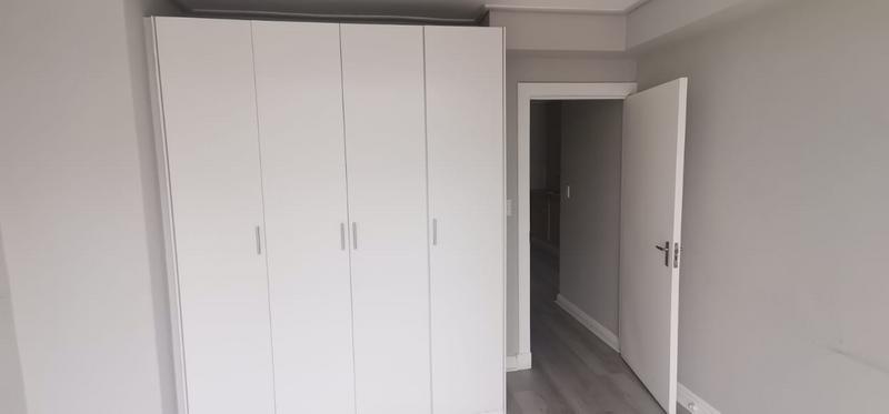 To Let 2 Bedroom Property for Rent in Royal Ascot Western Cape